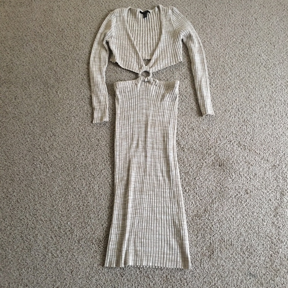 Forever 21 Womens Tan and White Long Sleeve Dress Size S